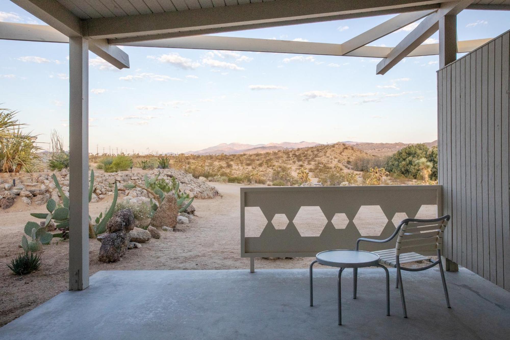 The Bungalows By Homestead Modern Joshua Tree Camera foto
